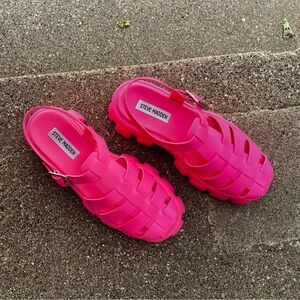 STEVE MADDEN Pink Chunky Sandal
